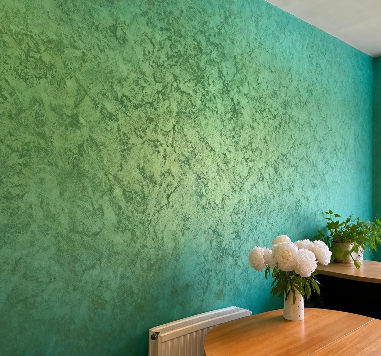 Green metallic decorative feature wall